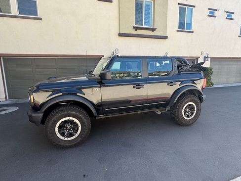 Used 2021 Ford Bronco 4-Door w/ Sasquatch Package image 17