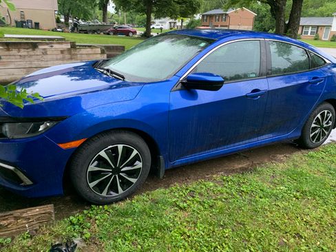 Used 2020 Honda Civic LX image 9