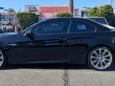 Used 2010 BMW M3 Convertible image 29