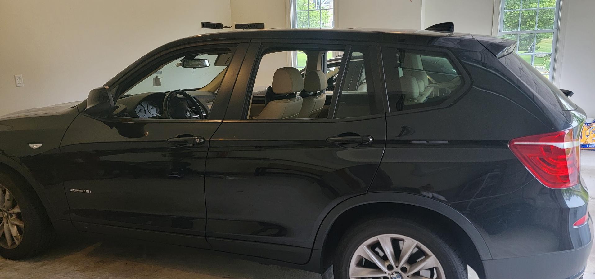 Used 2013 BMW X3 xDrive28i AWD/4WD image 1
