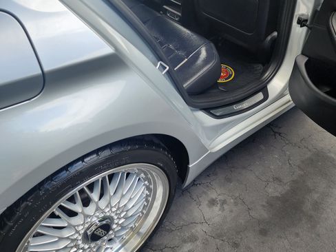 Used 2017 BMW 530i image 4