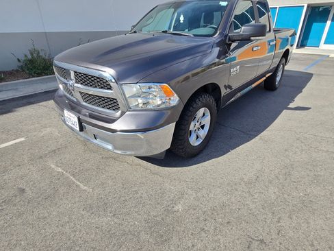 Used 2018 RAM 1500 Classic SLT image 14