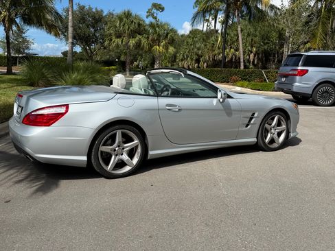 Used 2016 Mercedes-Benz SL 400 image 11