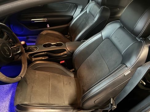 Used 2017 Ford Mustang Shelby GT350 RWD image 9
