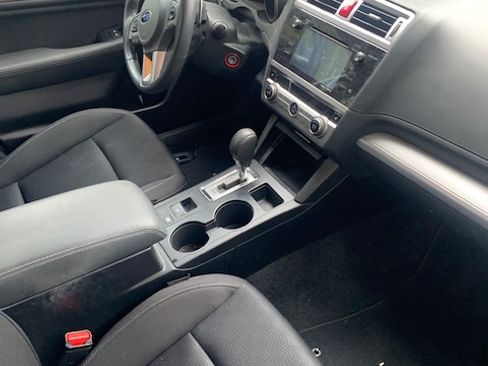 Used 2015 Subaru Legacy 2.5i Premium image 3