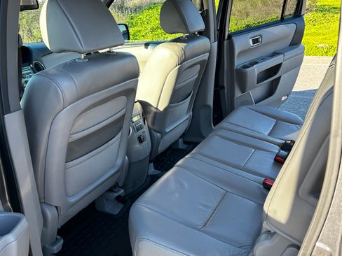 Used 2010 Honda Pilot EX-L image 14