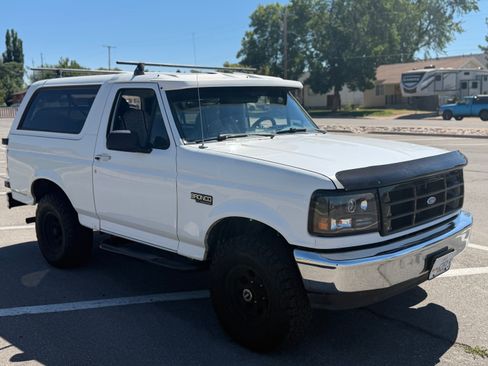 Used 1996 Ford Bronco AWD/4WD image 1