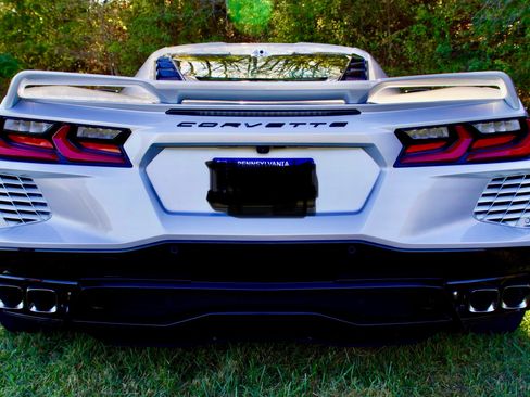 Used 2021 Chevrolet Corvette Stingray Preferred Cpe w/ Z51 Performance Package image 6