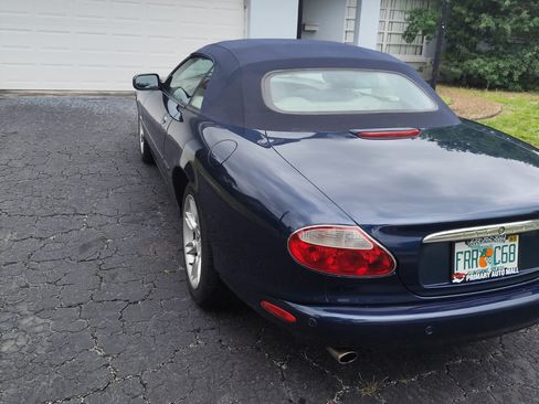 Used 2002 Jaguar XK8 Convertible image 4