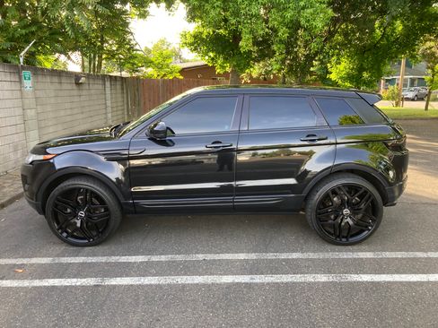 Used 2015 Land Rover Range Rover Evoque Pure Plus AWD/4WD image 10