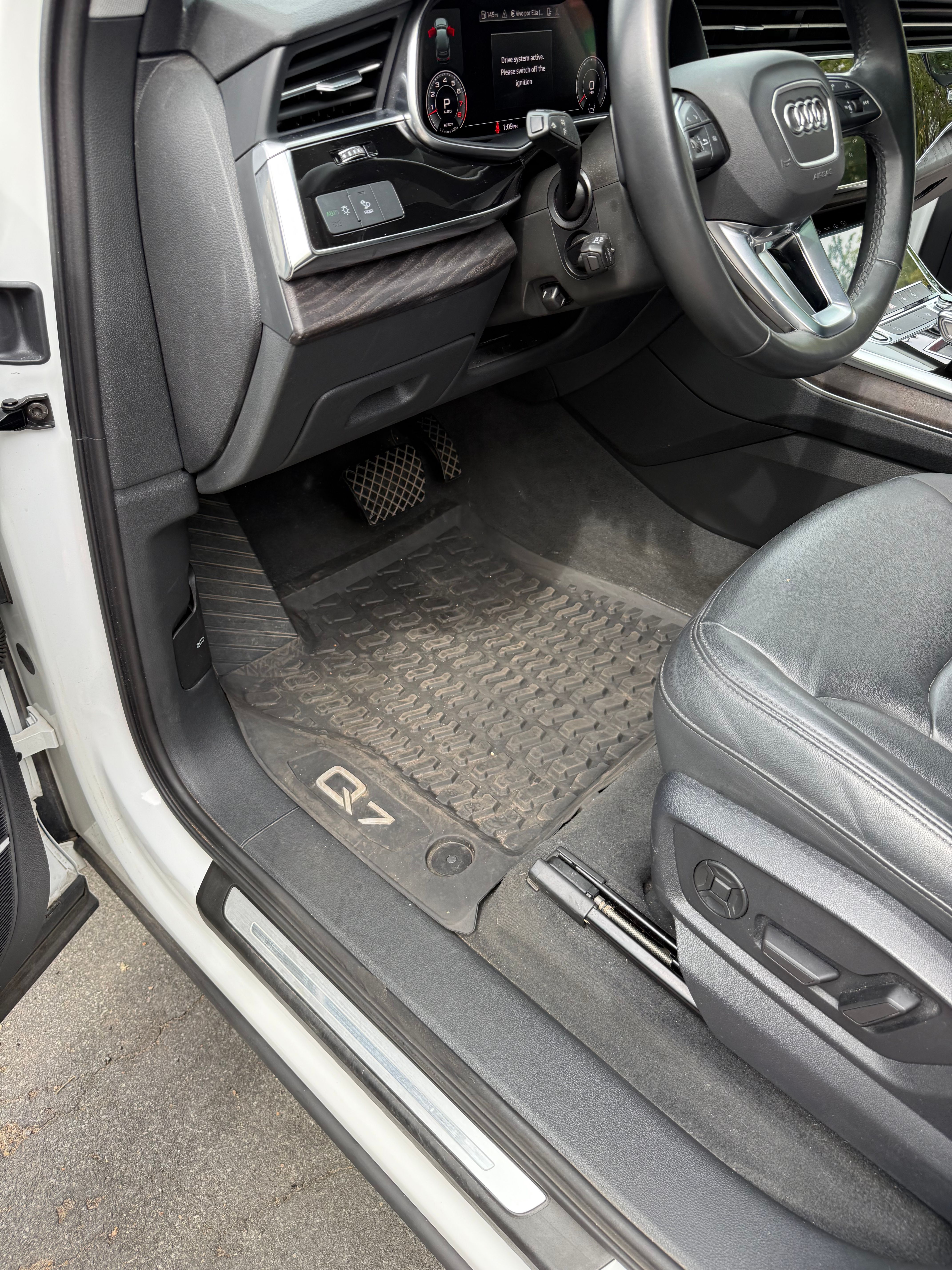 Used 2022 Audi Q7 3.0T Premium Plus w/ Premium Plus Package AWD/4WD image 27