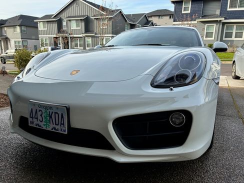 Used 2015 Porsche Cayman S image 8