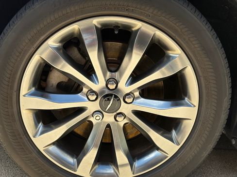 Used 2012 Chrysler 300 C w/ 19-Premium Speaker Group image 21