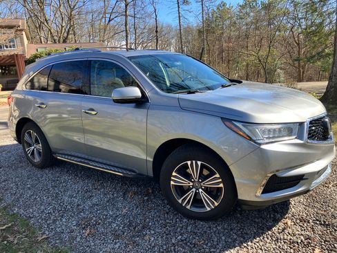 Used 2017 Acura MDX SH-AWD Sport Utility 4D image 4