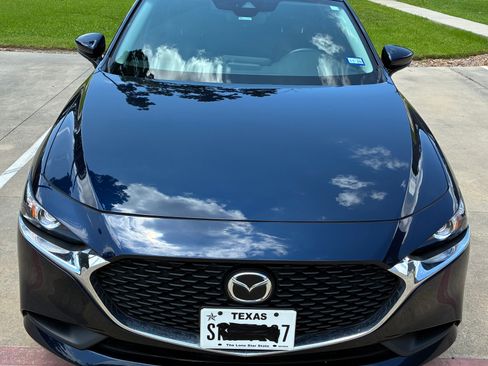 Used 2022 MAZDA MAZDA3 s FWD image 4