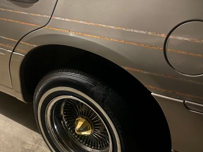 Used 1999 Lincoln Town Car Executive