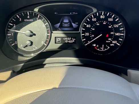 Used 2015 Nissan Pathfinder Platinum image 13