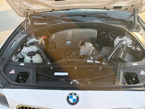 Used 2013 BMW 528i Sedan RWD image 21