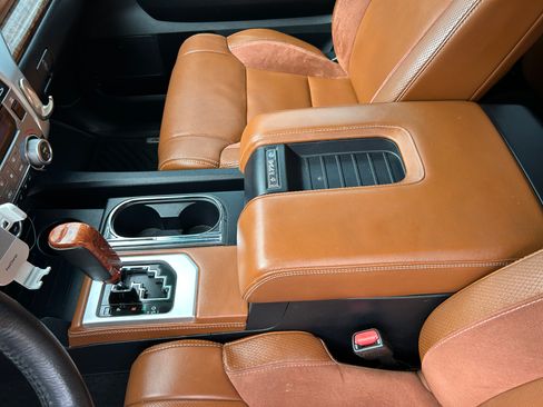 Used 2018 Toyota Tundra 1794 Edition AWD/4WD image 15