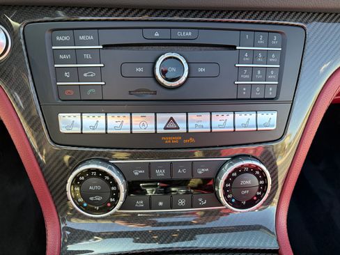 Used 2018 Mercedes-Benz SL 63 AMG image 25
