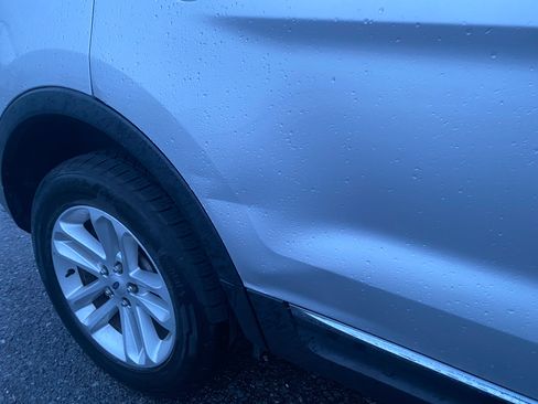 Used 2012 Ford Explorer XLT image 10