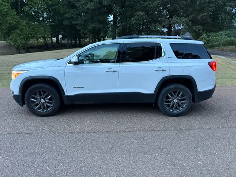 Used 2017 GMC Acadia SLT image 5