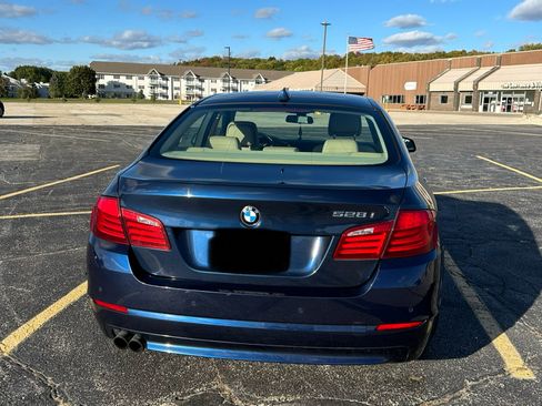 Used 2012 BMW 528i xDrive Sedan AWD/4WD image 4