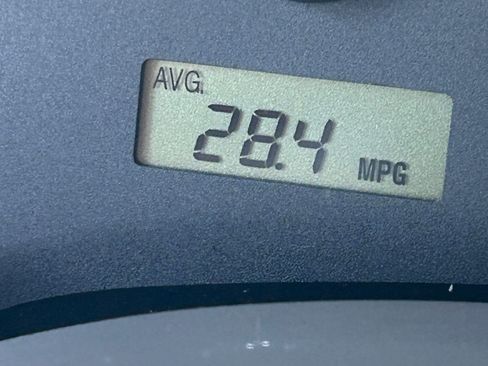 Used 2010 Toyota Corolla LE FWD image 15