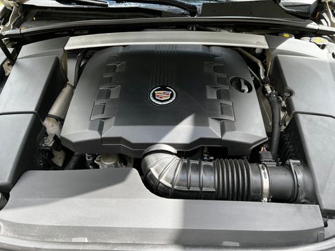 Used 2011 Cadillac CTS Performance RWD image 10