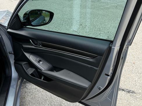 Used 2021 Honda Accord Sport image 22