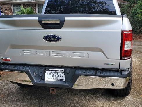 Used 2019 Ford F150 XLT w/ Equipment Group 302A Luxury image 6