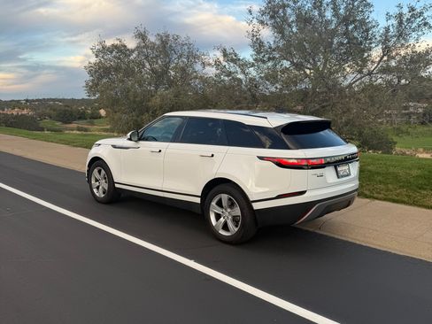 Used 2018 Land Rover Range Rover Velar S image 13