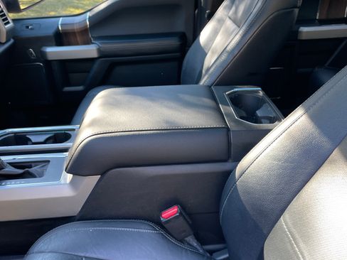 Used 2016 Ford F150 Lariat w/ Equipment Group 502A Luxury image 2