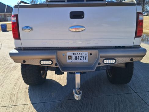 Used 2012 Ford F250 King Ranch w/ FX4 Off Road Pkg image 4