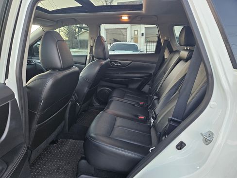 Used 2016 Nissan Rogue SL w/ SL Premium Package image 21