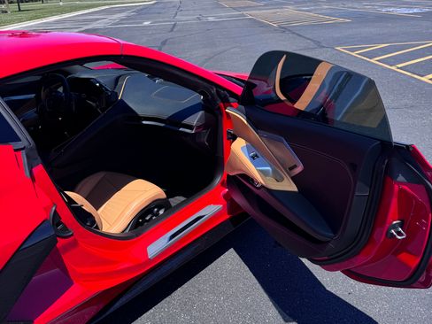 Used 2023 Chevrolet Corvette Stingray Preferred Cpe w/ Z51 Performance Package RWD image 18