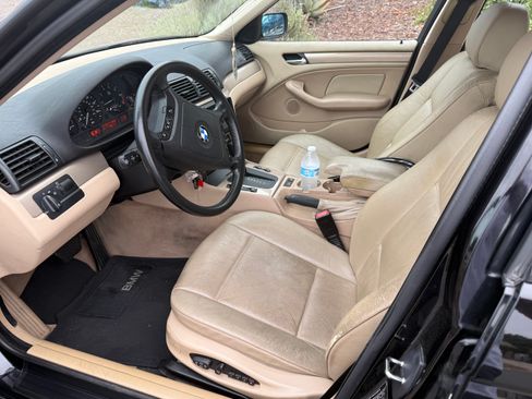 Used 1999 BMW 323i Sedan RWD image 16