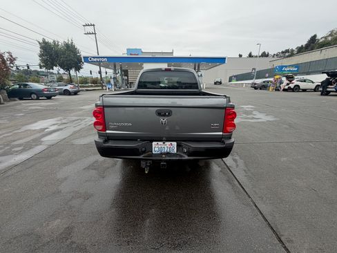 Used 2005 Dodge Dakota Laramie w/ Sport Appearance Group AWD/4WD image 5