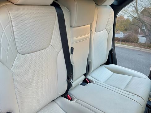 Used 2025 Lexus RX 350 Premium Plus w/ Convenience Package AWD/4WD image 25
