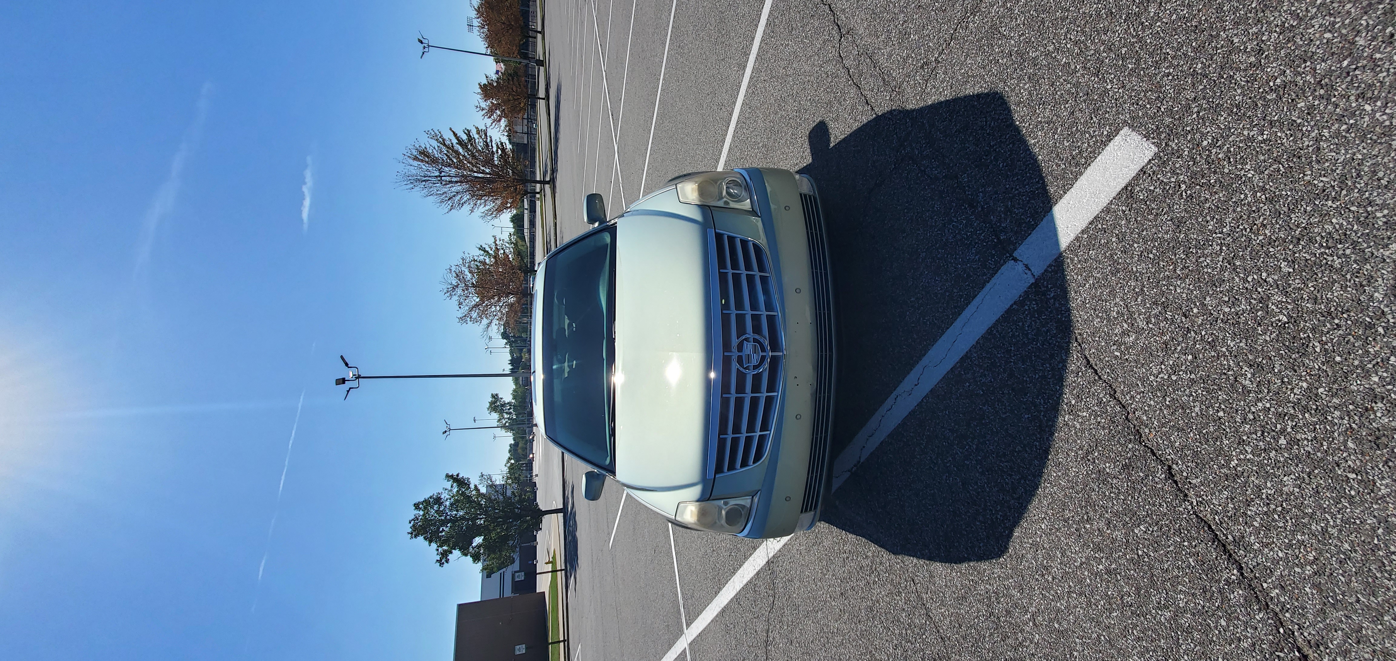 Used 2006 Cadillac DTS w/ Sun And Navigation Package FWD image 1