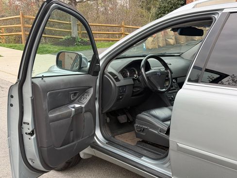 Used 2014 Volvo XC90 3.2 image 6