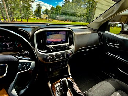 Used 2022 GMC Canyon Elevation RWD image 12