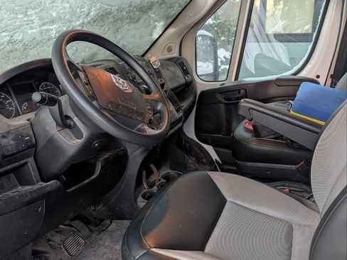 Used 2019 RAM ProMaster 2500 image 7