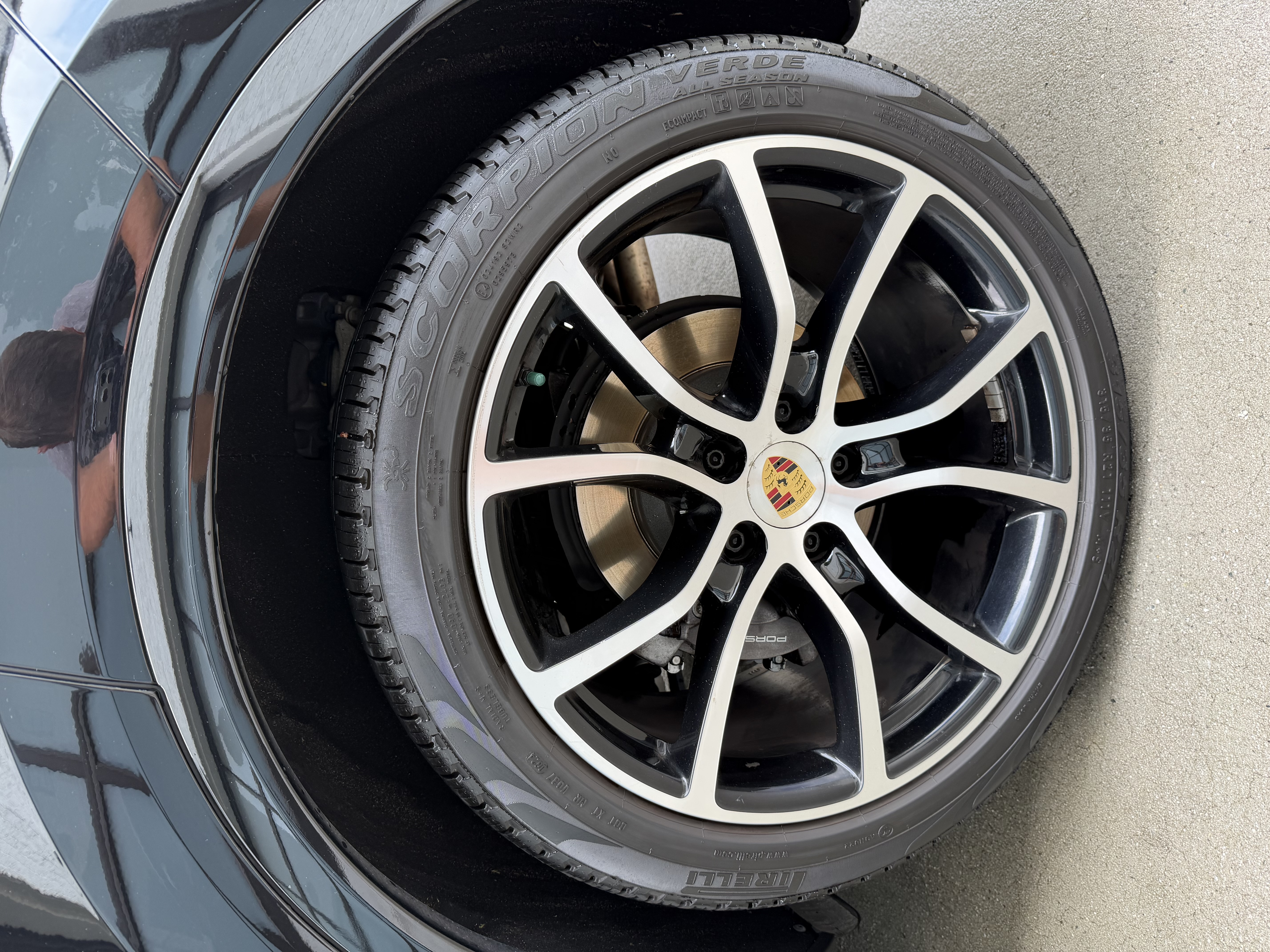 Used 2019 Porsche Cayenne AWD/4WD image 10