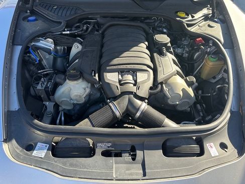 Used 2010 Porsche Panamera S image 12