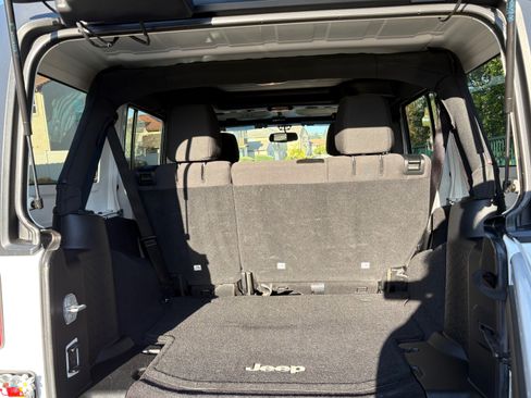 Used 2014 Jeep Wrangler Unlimited Sport w/ Quick Order Package 24S image 9