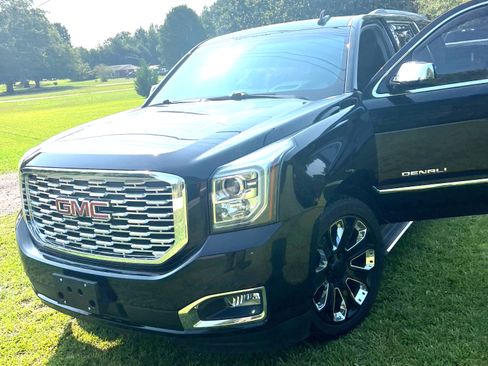 Used 2019 GMC Yukon Denali w/ Denali Ultimate Package RWD image 6