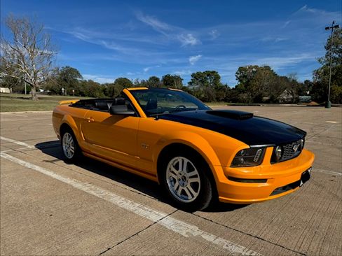 Used 2007 Ford Mustang GT Premium image 1