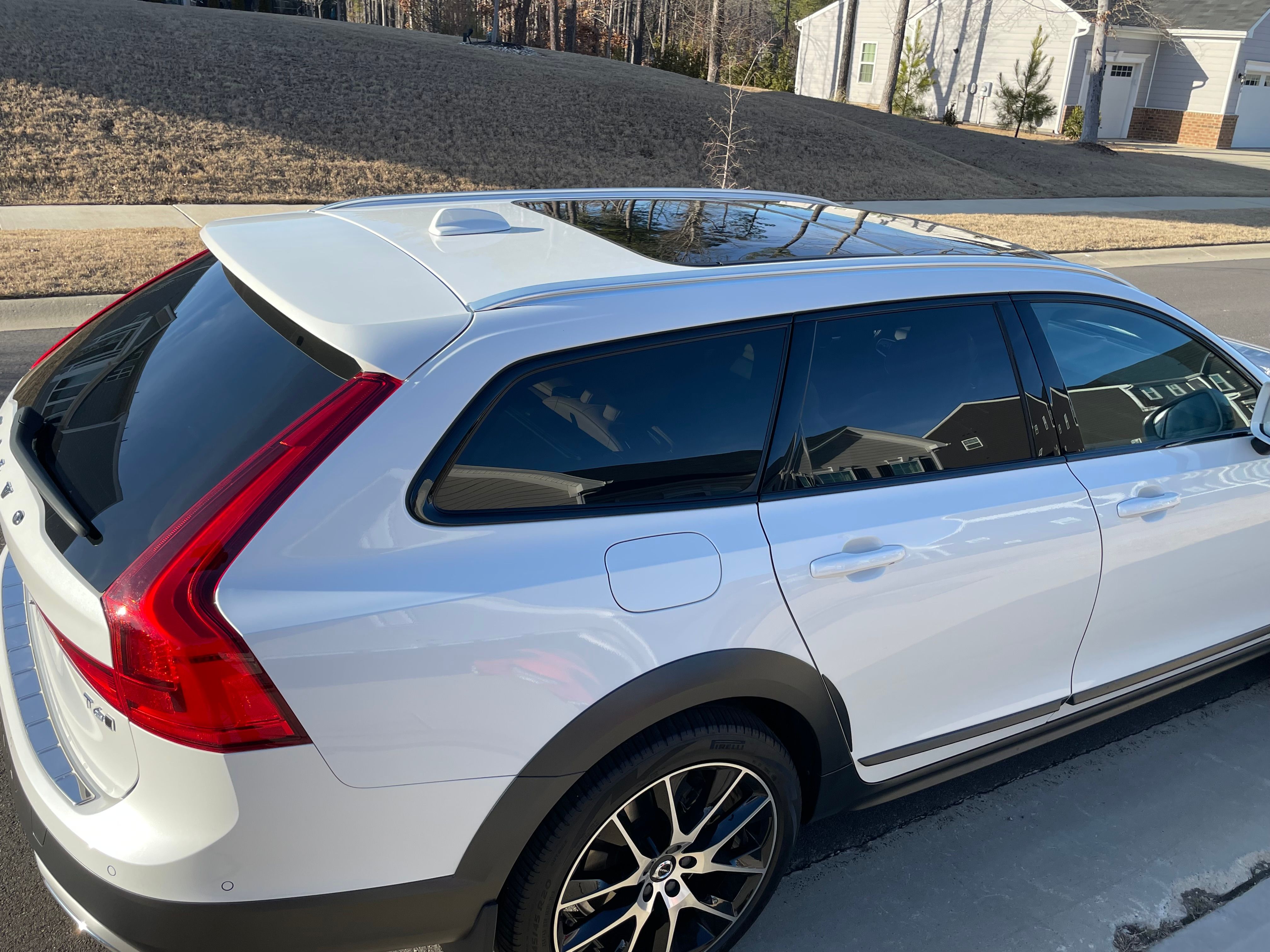 Used 2020 Volvo V90 T6 Cross Country w/ Advanced Package AWD/4WD image 28