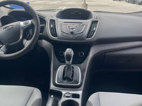 Used 2013 Ford Escape SE image 9
